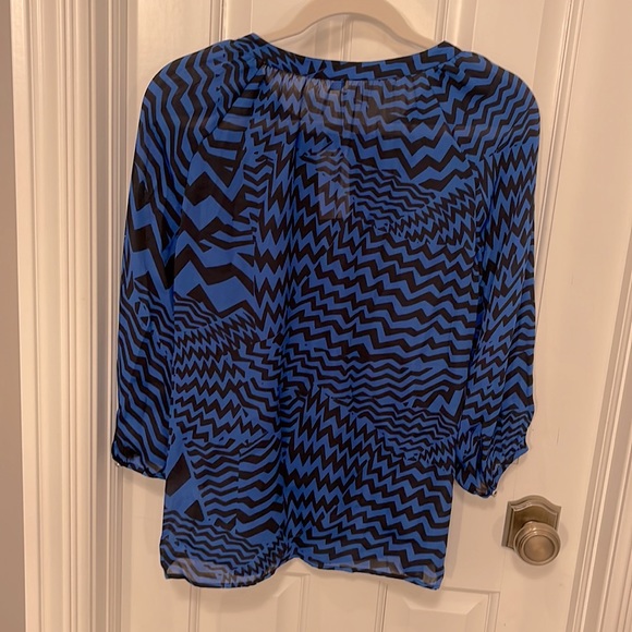 Banana Republic Blouse - Picture 2 of 7